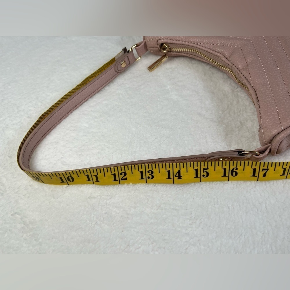 Steve Madden Light Blush Small Handbag with Gold Hardware. - Picture 4 of 9